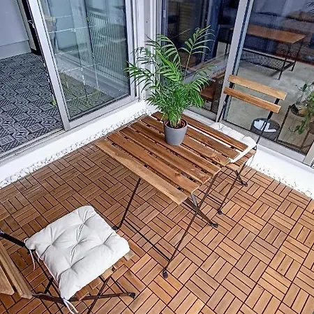 Entier Proche De Lyon Apartment